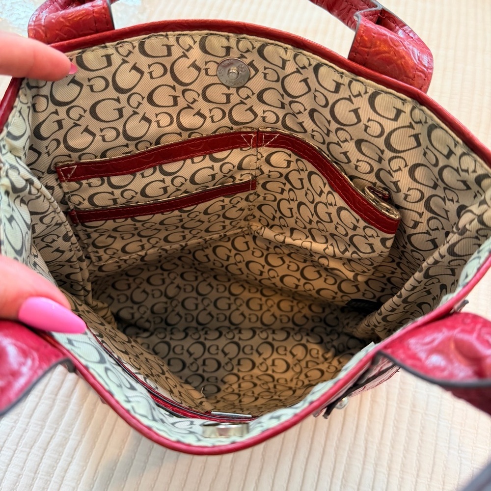 GUESS Y2K Burgundy Monogram Hand Bag Signature Silver Triangle Rhinestone Logo - Picture 15 of 15